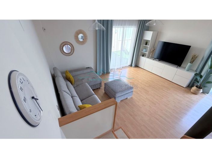 Image No.16-5 Bed House for sale