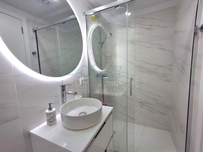 Image No.31-3 Bed Villa for sale