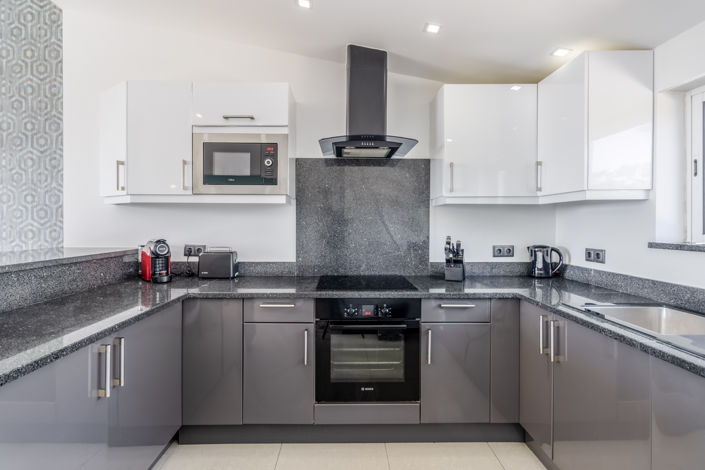 Image No.12-2 Bed Townhouse for sale