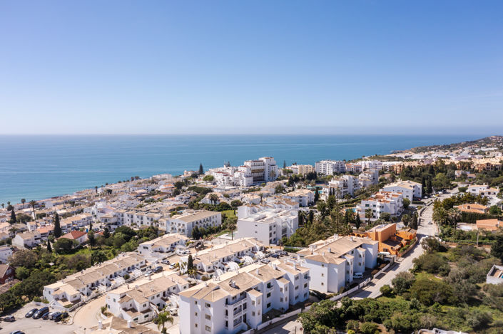 Image No.21-2 Bed Townhouse for sale