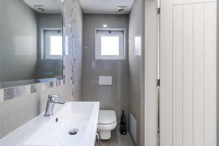 Image No.27-2 Bed Townhouse for sale