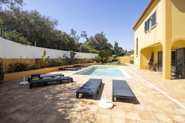 Image No.3-8 Bed Villa for sale