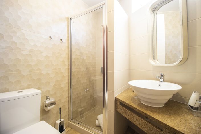 Image No.39-8 Bed Villa for sale