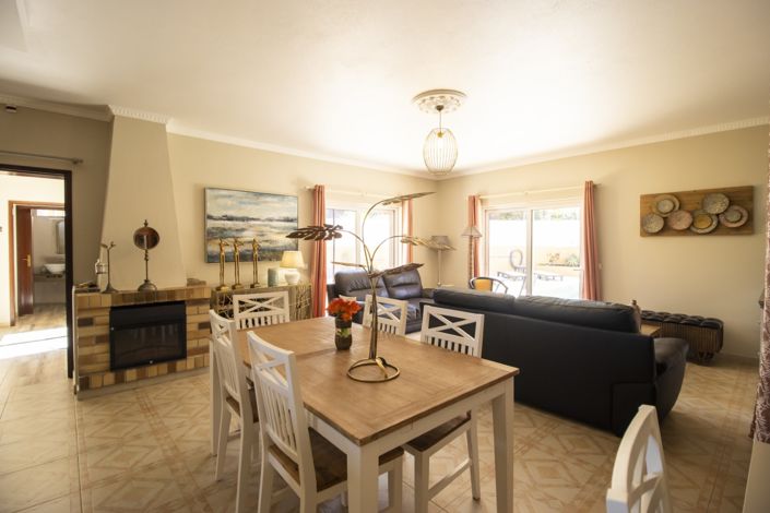 Image No.6-8 Bed Villa for sale