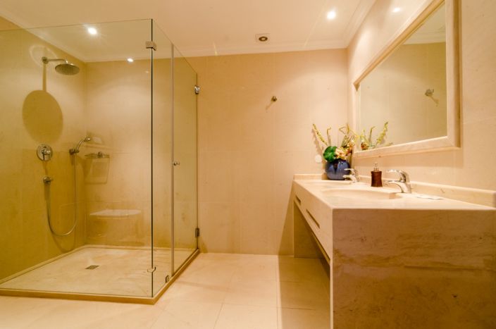 Image No.16-8 Bed Villa for sale