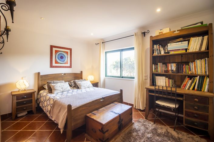 Image No.30-4 Bed Villa for sale