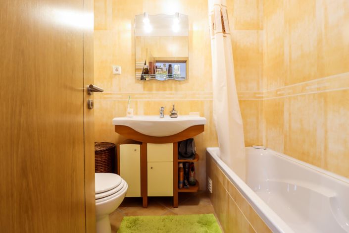 Image No.18-2 Bed Apartment for sale