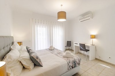 Bedroom window (Large).jpg