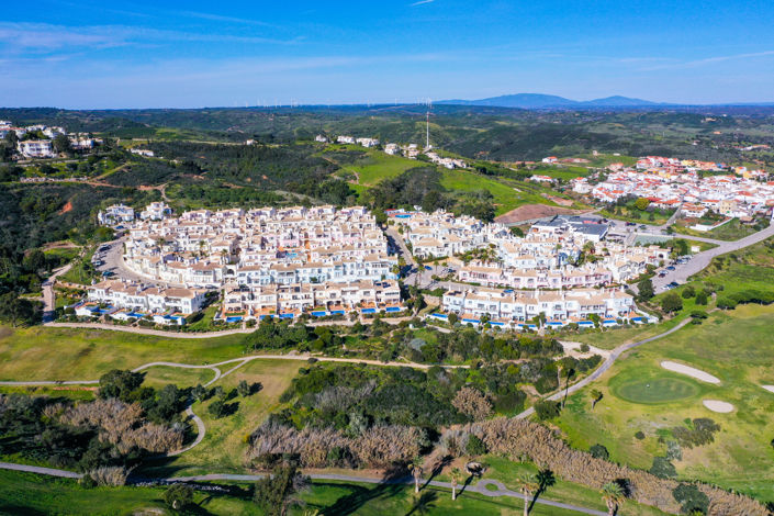 Image No.29-2 Bed Townhouse for sale