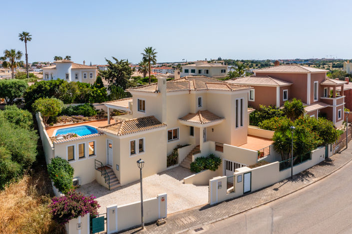 Image No.58-3 Bed Villa for sale