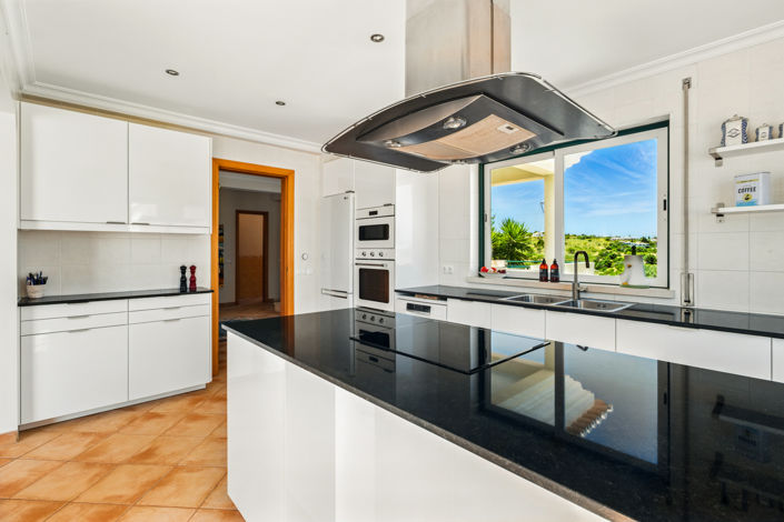 Image No.9-3 Bed Villa for sale