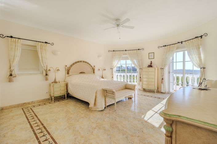 Image No.11-4 Bed Villa for sale