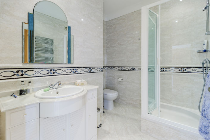 Image No.25-4 Bed Villa for sale