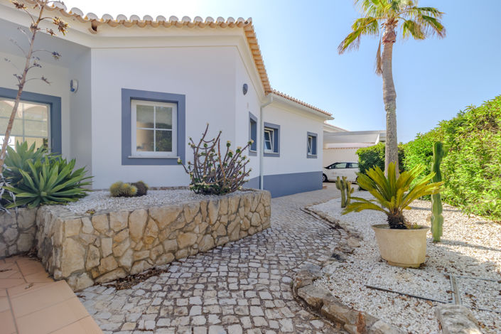 Image No.30-4 Bed Villa for sale