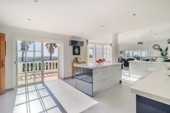 Image No.6-4 Bed Villa for sale