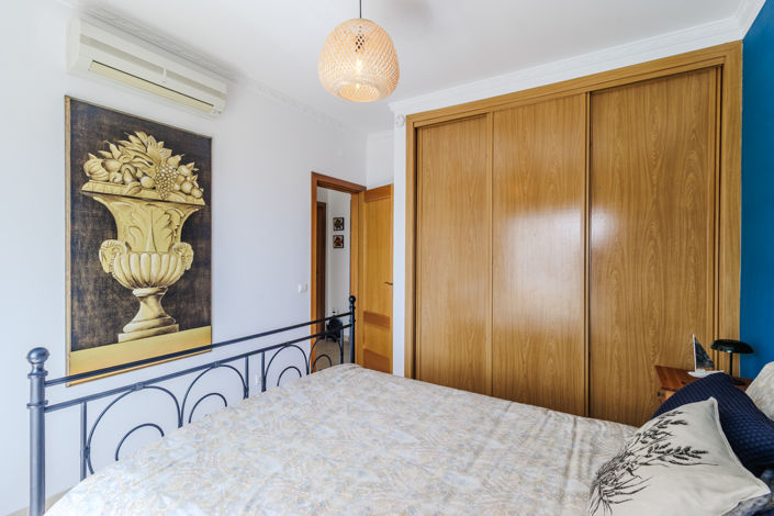 Image No.17-2 Bed Apartment for sale