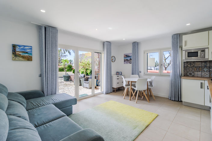 Image No.4-2 Bed Townhouse for sale