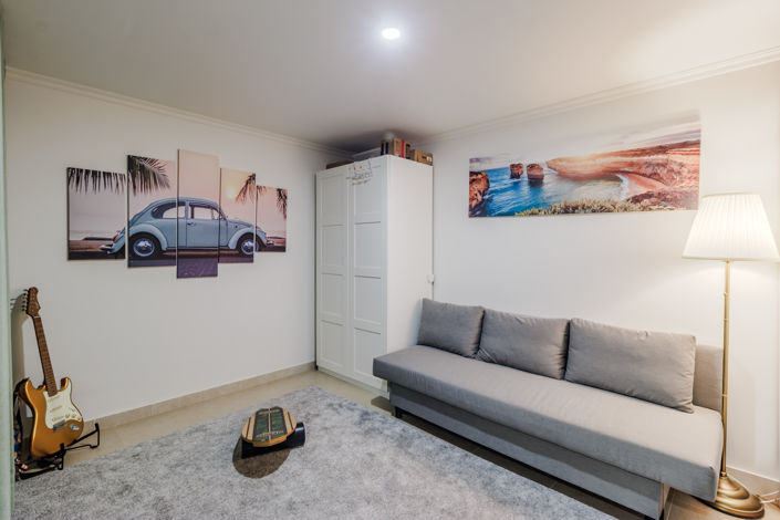 Image No.21-2 Bed Townhouse for sale