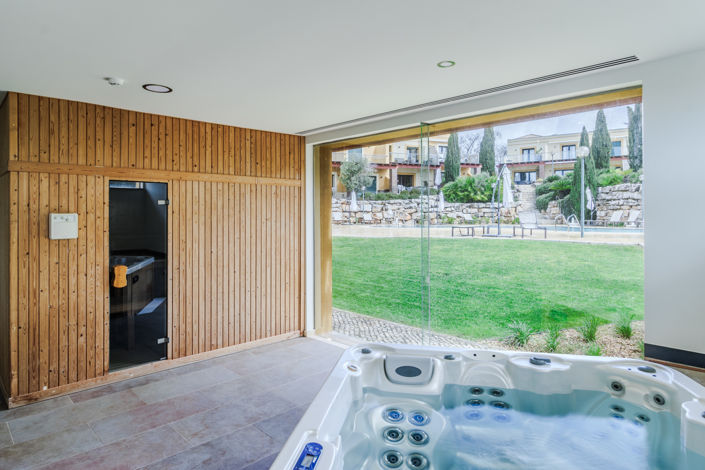 Image No.25-2 Bed Townhouse for sale