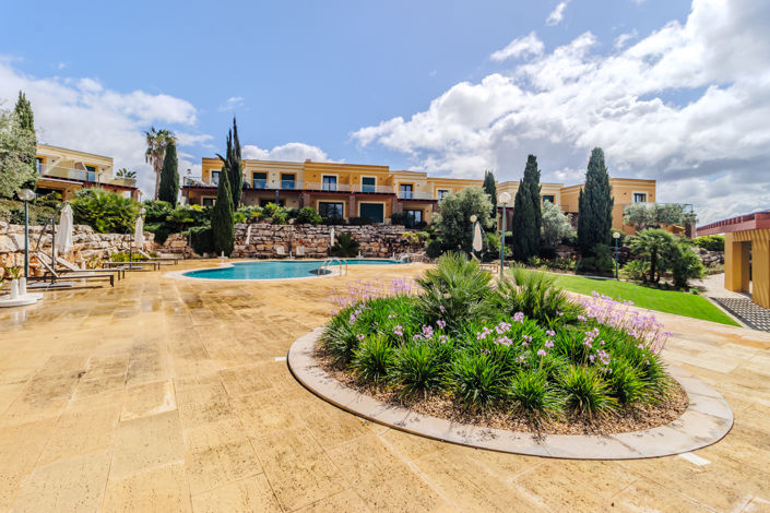 Image No.26-2 Bed Townhouse for sale