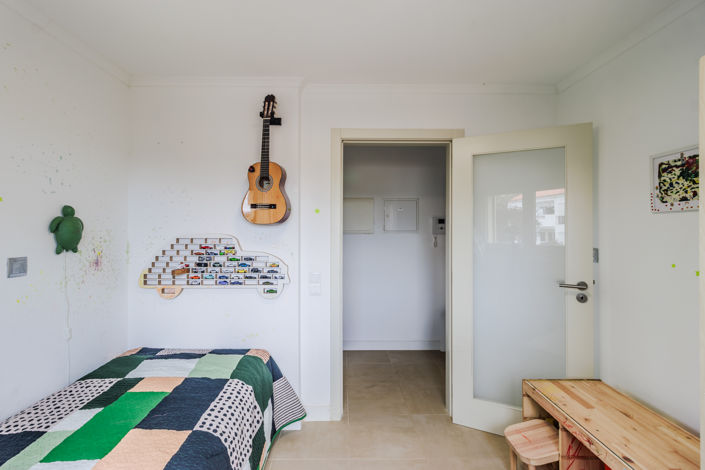 Image No.8-2 Bed Townhouse for sale