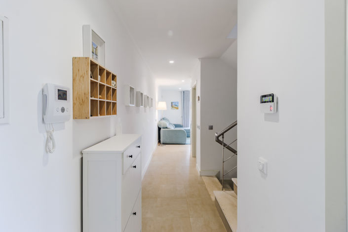 Image No.9-2 Bed Townhouse for sale