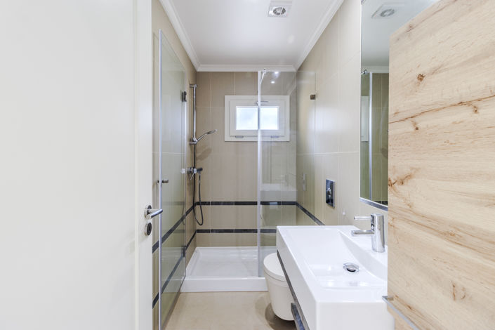 Image No.10-2 Bed Townhouse for sale