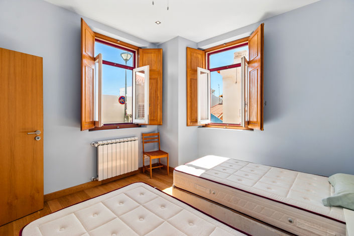 Image No.34-3 Bed Townhouse for sale