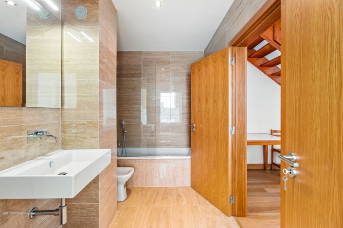 Image No.39-3 Bed Townhouse for sale