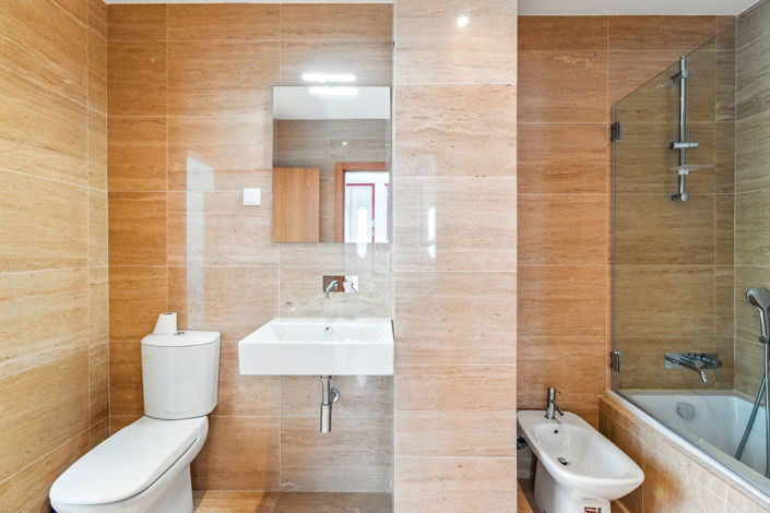 Image No.40-3 Bed Townhouse for sale