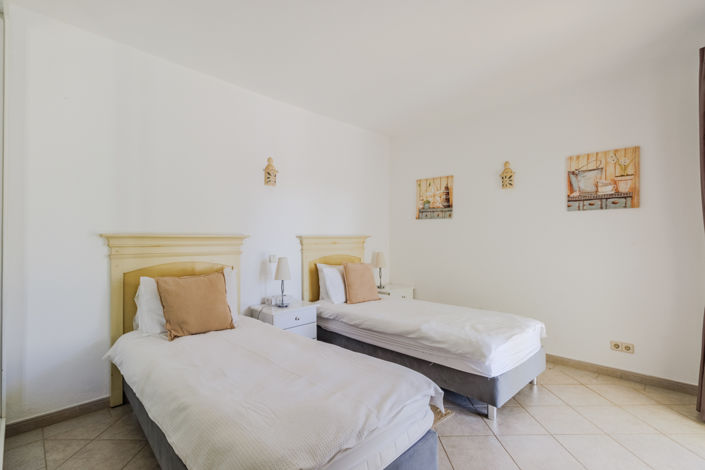 Image No.18-3 Bed Villa for sale