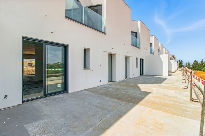 Image No.37-2 Bed Villa for sale