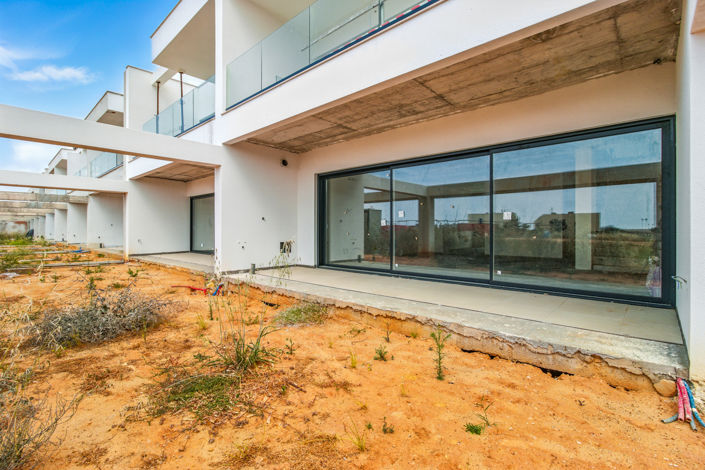 Image No.47-2 Bed Villa for sale