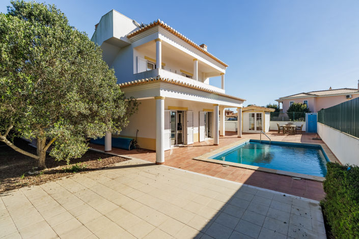 Image No.3-6 Bed Villa for sale