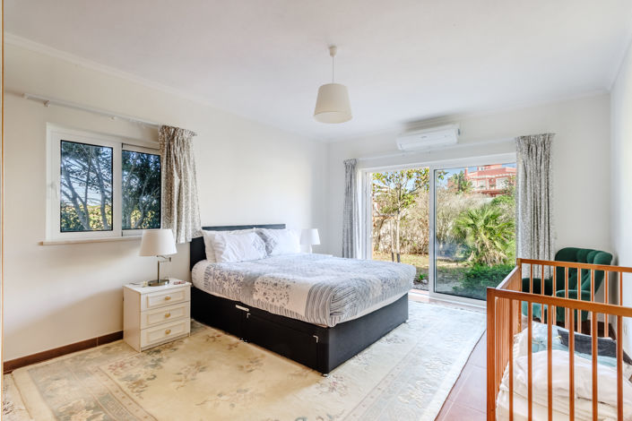 Image No.12-6 Bed Villa for sale