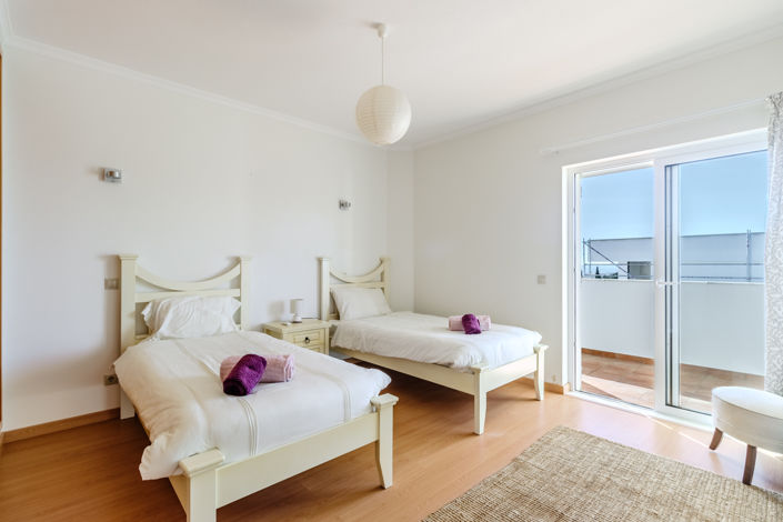 Image No.27-6 Bed Villa for sale