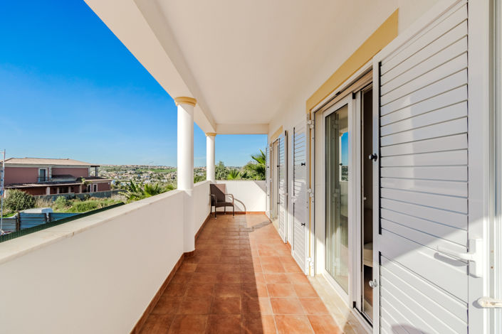 Image No.28-6 Bed Villa for sale