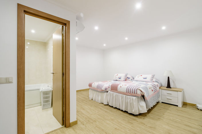 Image No.41-6 Bed Villa for sale