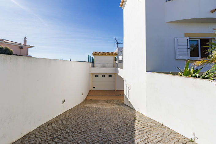 Image No.46-6 Bed Villa for sale