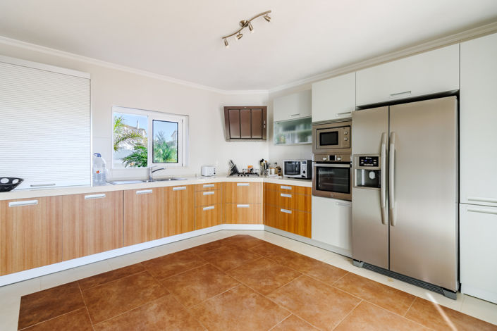 Image No.9-6 Bed Villa for sale