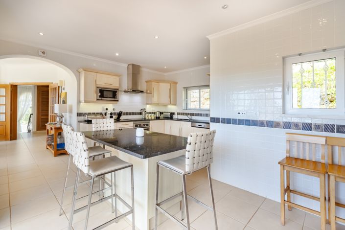 Image No.11-3 Bed Villa for sale