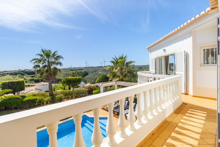 Image No.13-3 Bed Villa for sale