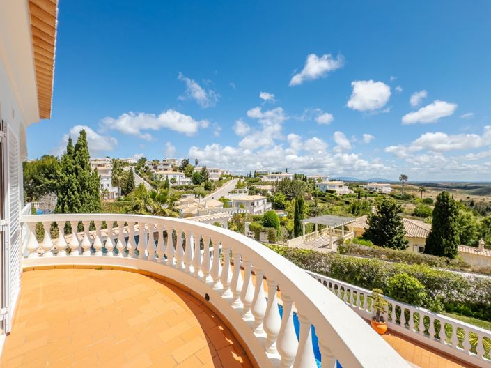 Image No.10-3 Bed Villa for sale