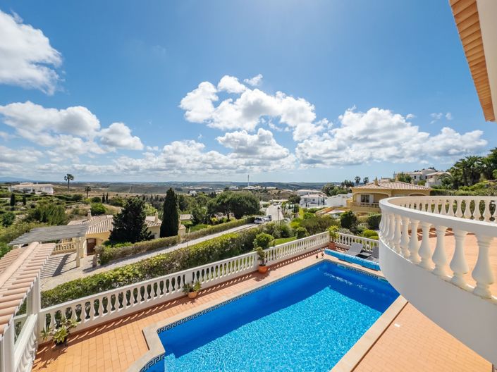 Image No.12-3 Bed Villa for sale