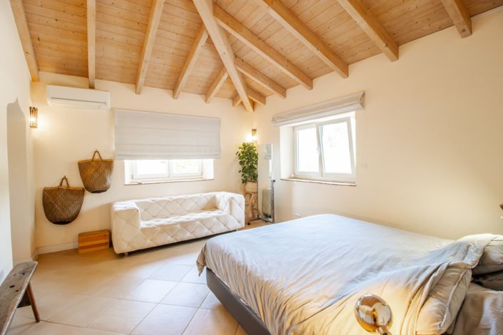 Image No.20-5 Bed Villa for sale