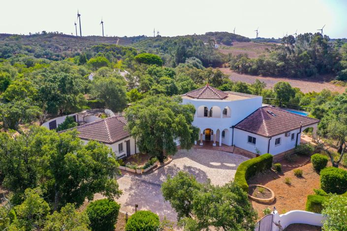 Image No.57-5 Bed Villa for sale