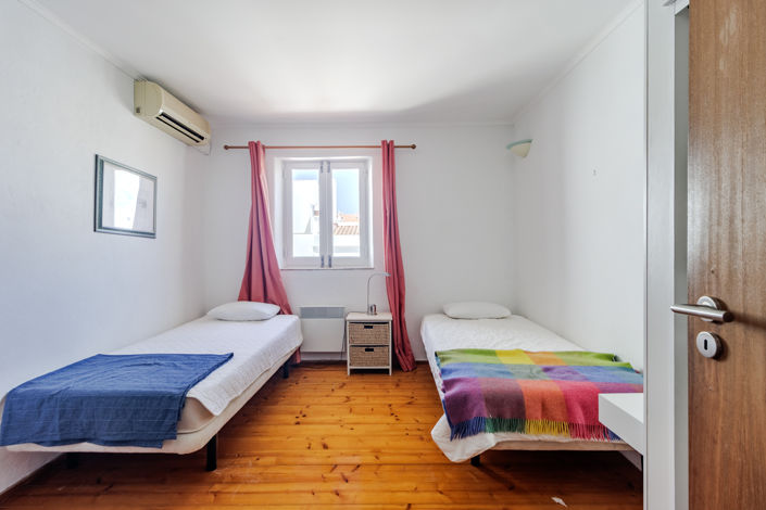 Image No.17-3 Bed Townhouse for sale