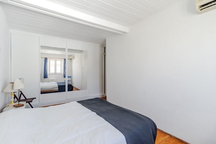 Image No.20-3 Bed Townhouse for sale