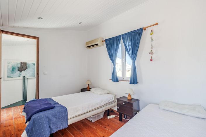 Image No.22-3 Bed Townhouse for sale