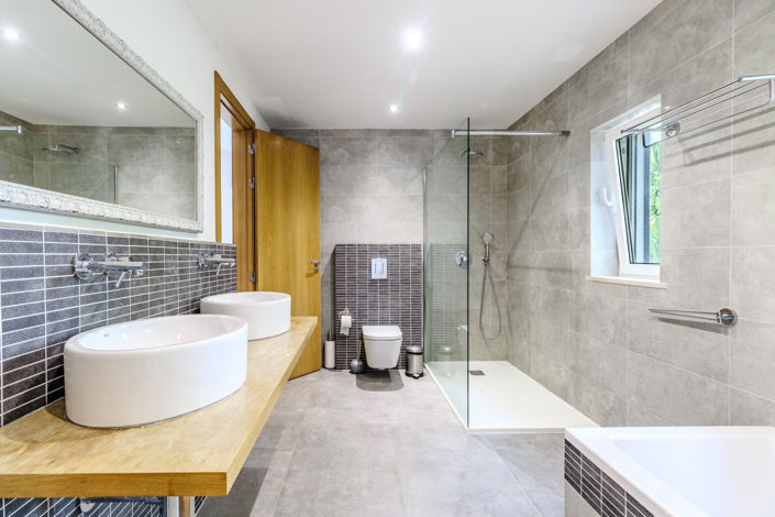 Image No.17-5 Bed Villa for sale